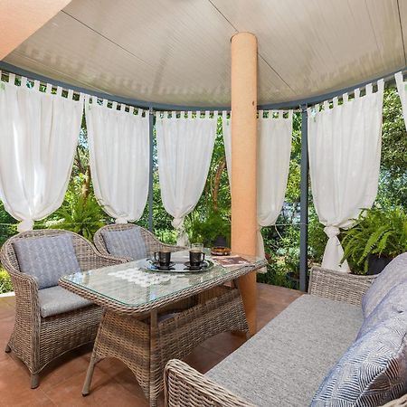 Apartman Gardenia วิงกุรัน ภายนอก รูปภาพ