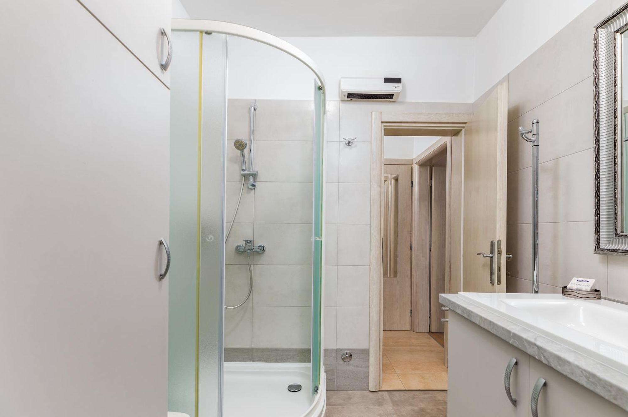 Apartman Gardenia วิงกุรัน ภายนอก รูปภาพ